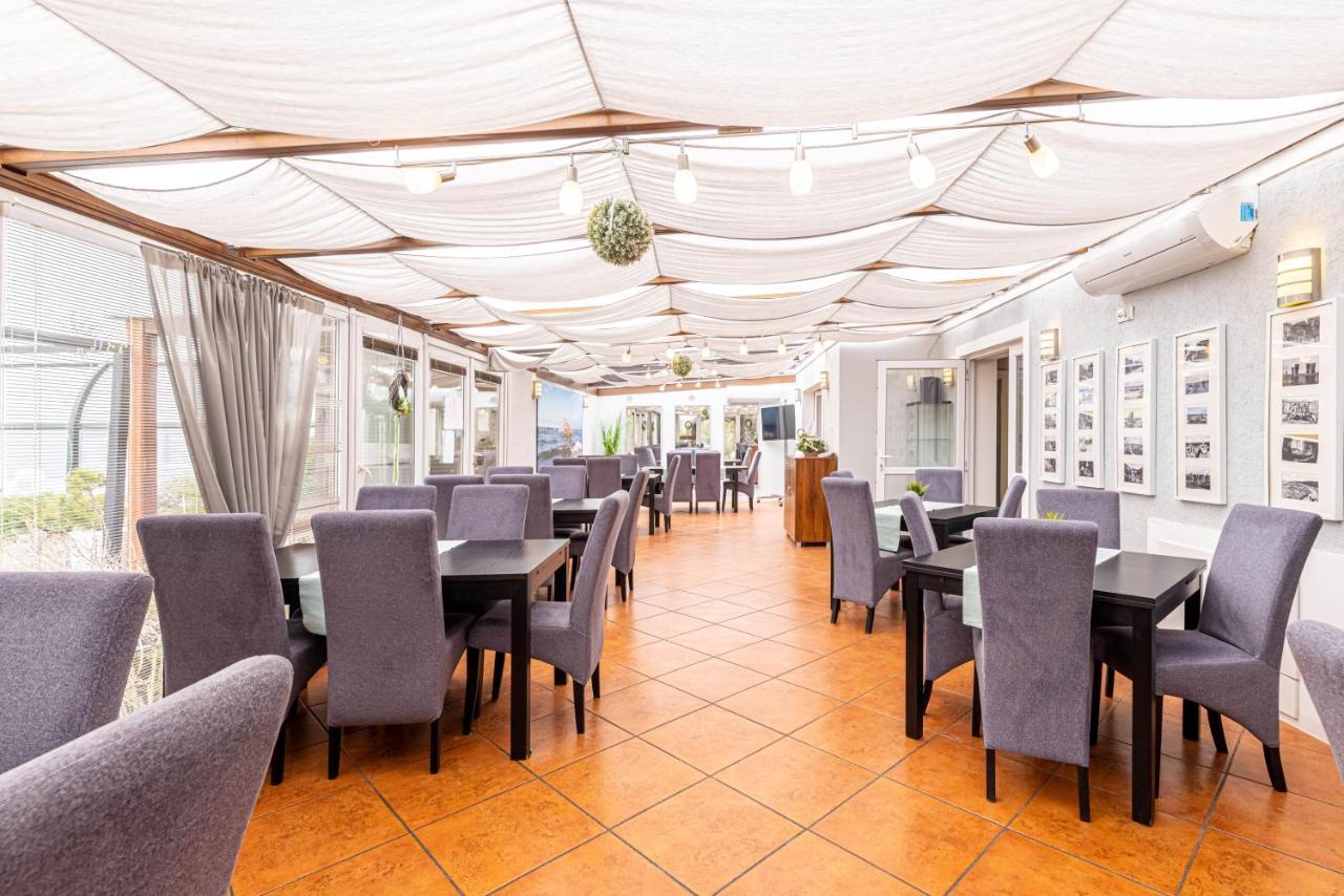 Hotel Krynica Krynica Morska Ngoại thất bức ảnh